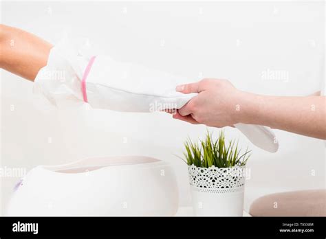 Paraffin Wax Hi Res Stock Photography And Images Alamy