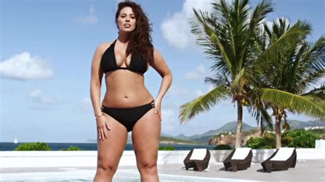 Sports Illustrated Features First Plus Sized Model In Swimsuit Issue