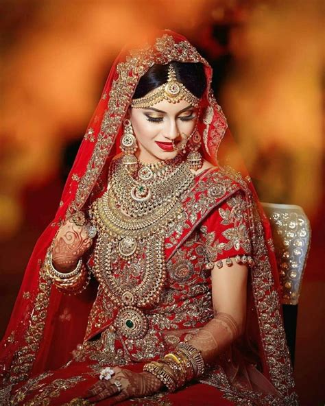 How To Make Your Own Wedding Album With Tips And Ideas Red Indian Wedding Dresses Bridal Makeup