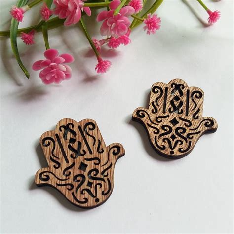 12pcs 43mm50mm Retro Hand Wood Buttons Hand Shaped Wooden Buttons