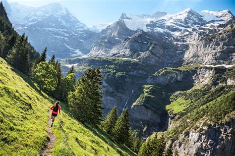 Lean back and enjoy the breathtaking video about switzerland. Introducing ALPSinsight: Inspiring Mountain Experiences