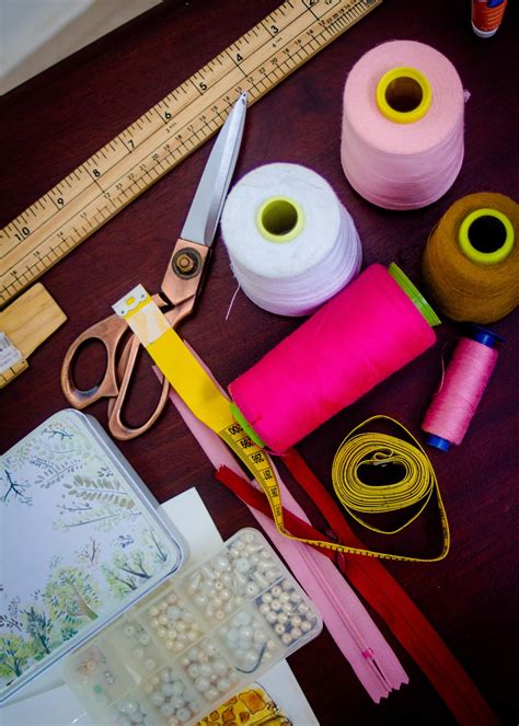 Learning Sewing Courses Online Vs Using A Private Sewing Teacher