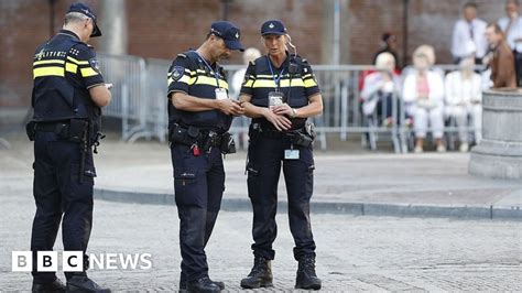 Minorities Feel Brunt Of Dutch Police Spot Checks Bbc News