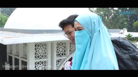 Perjuangan mereka menolong orang yang bahkan mereka sendiri ga kenal. Behind The Scene Short movie with natta reza and wardah maulina - YouTube