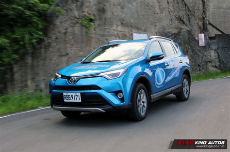 2019 toyota rav4 vs 2018 lexus nx description: 同門比一比：該選《Lexus NX 200》還是《Toyota RAV4 Hybrid》？晉升高級SUV的考量與抉擇 | 國王車訊 Kingautos