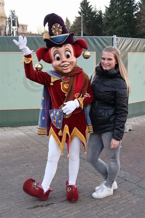 Efteling is a theme park in north brabant in the netherlands. Winter Efteling: een sprookjesachtig kerstuitje ...