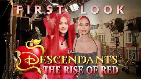 Descendants 4 First Look At Red And The Queen Of Hearts Descendants