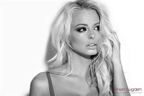 Hd Wallpaper Blondes Women Bra Models Monochrome Rhian Sugden Faces