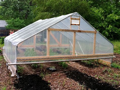 The builder also provides instructions how to build planter shelves for the a portable greenhouse, you can even experiment adding in some shelves to make more room inside the tiny space. Diy Greenhouse Shelves / Apr 5 DIY Cute Cabin Style ...