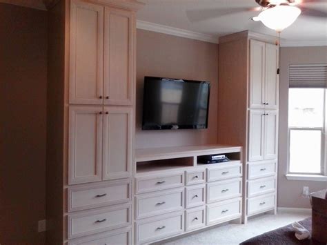 20 Bedroom Wall Units With Drawers