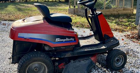 Simplicity Coronet Rear Engine Riding Mower For 150 In Pasadena Md