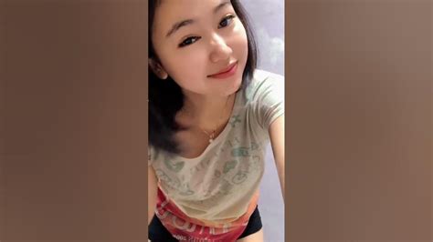 Cewek Sexy Goyang Hot Zhi Zhi Youtube