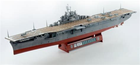 1700 World Of Warships Uss Essex Model Kit At Mighty Ape Australia