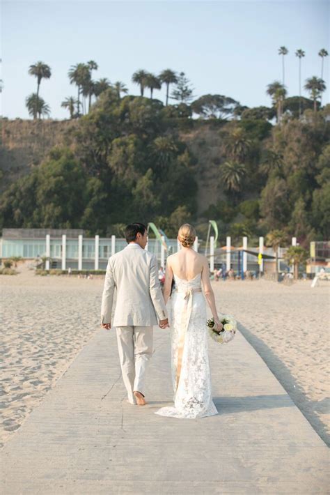romantic beach wedding   marion davies beach house  santa monica california