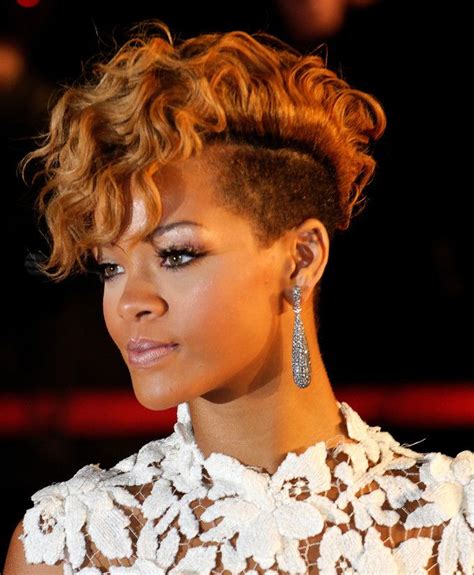 25 Best Rihanna Short Hair Styles Fashion Icon To Follow Rihanna Short Hair Rhianna Short