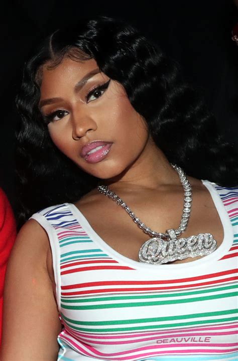 Nicki Minaj Just Flashed A Gun On Twitter And Were Confused The