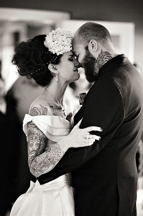 Veja 45 Fotos De Casais Tatuados Para O Dia Dos Namorados Com Imagens Noiva De Tatuagem