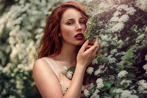 2048x1365 Lipstick Model Woman Redhead Girl White Flower Freckles Wallpaper