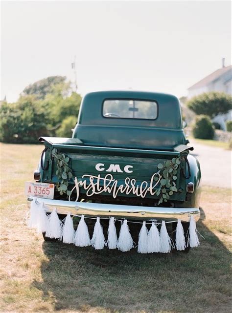 11 Wedding Car Decoration Ideas For A Memorable Send Off In 2020