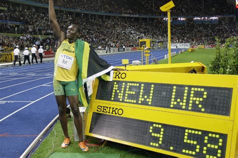 Bolt Pulvérise Le Record Du 100 Mètres La Presse