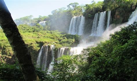 Visiting The Iguazu Falls Curiosities And Best Hotels