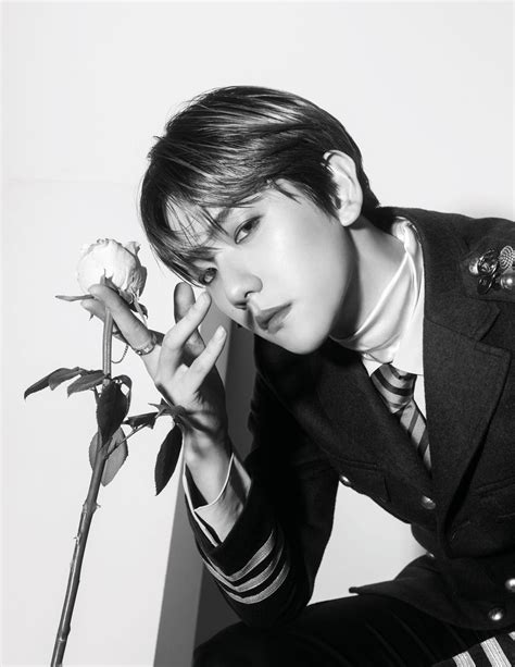 Ooh la la la carries the torch passed down by fellow groups super junior and nct 127 with its soft latin flair. EXO Rilis Video & Foto Teaser Baekhyun untuk "Don't Mess ...