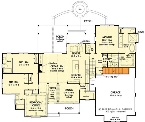 2300 Sq Ft Modern Farmhouse With Home Office Option And Bonus Expansion