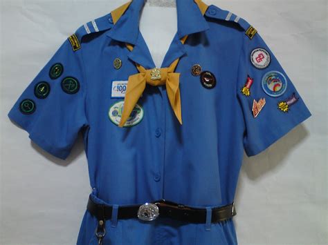 GUIDES FTW FTW~: Steps to wear your full uniform neatly