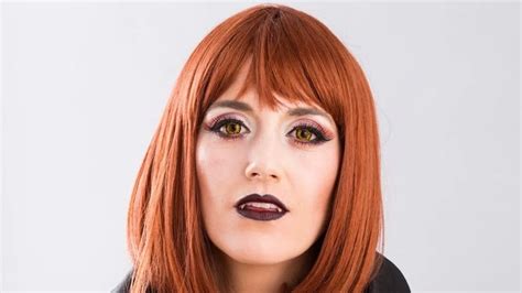 The Makeup Tutorial That Will Turn You Into A Vampire In Time For Halloween