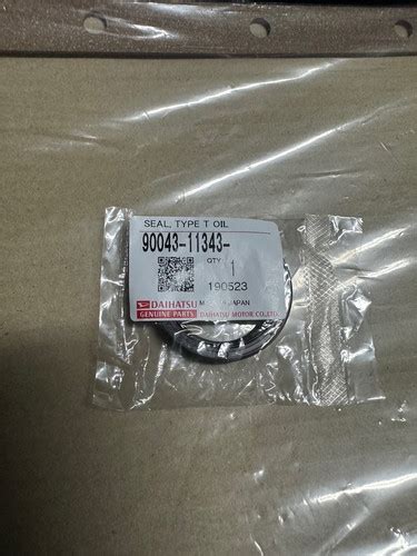 Genuine Daihatsu Feroza Camshaft Seal Rocky Garage