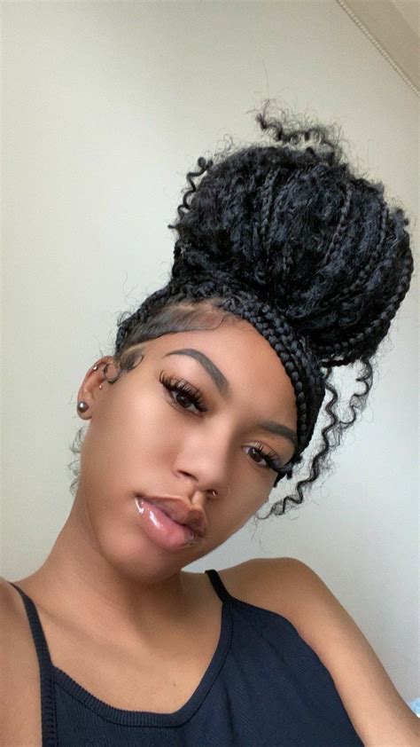 ᴾᴵᴺᵀᴱᴿᴱˢᵀ ᵀᴴᴱᴺᴵᴺᴬᴳᴿᴸ 🦋 In 2020 Black Girl Braided Hairstyles