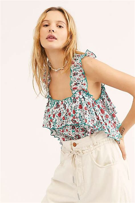 Spring Tops Sure To Freshen Up Your Seasonal Wardrobe Top Outfits