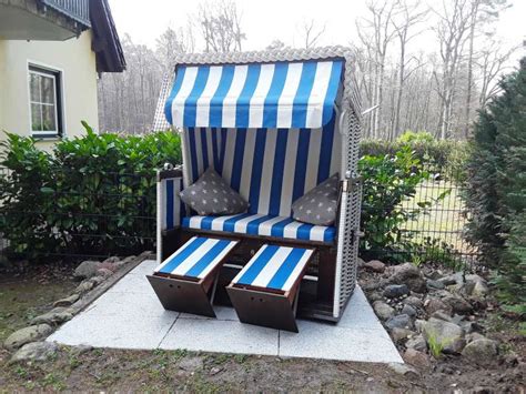 Ein handgefertigter strandkorb aus hochwertigen materialien im eigenen garten zeigt auch etwas status. Strandkorb im Vorgarten - Bildergalerie: Ostsee für ...