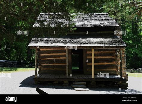 The John Oliver Cabin In Cades Cove Stock Photo Alamy