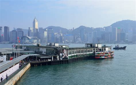 Tsim Sha Tsui Star Ferry Pier Hong Kong Imagen De Archivo Editorial