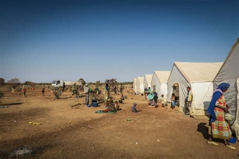 Burkina Faso Thousands Of People Fleeing Violence Need Help Msf