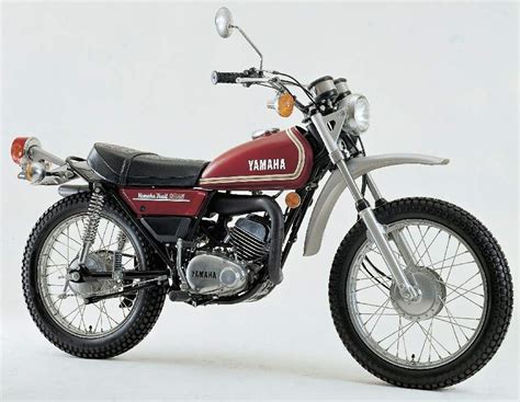 Review Of Yamaha Dt 125 1973 Pictures Live Photos And Description