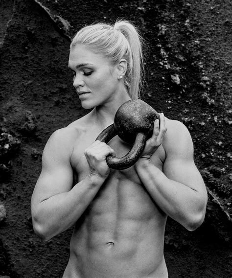 Crossfitter Katrin Davidsdottir Represents Icelands History Of Strong Women Body Issue 2019