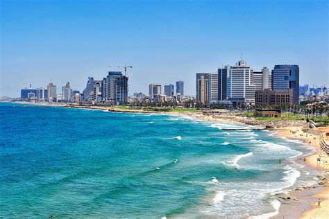 Read hotel reviews and choose the best hotel deal for your stay. tel-aviv-skyline-17015