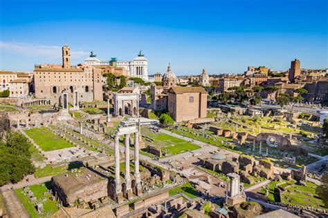 A Stroll Along The Roman Forum Italy Magazine