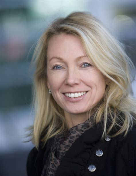 Presentatrice helene hendriks was deze zomer in beeld om wilfred genee te vervangen bij het programma veronica inside.de presentatrice werd in de media, maar ook door johan derksen, naar. Heléne Lidström - Nya arbetslivet - Skillspartner ...