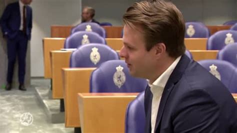 Gemist Hart Van Nederland Late Editie Vvd Wil Militairen In