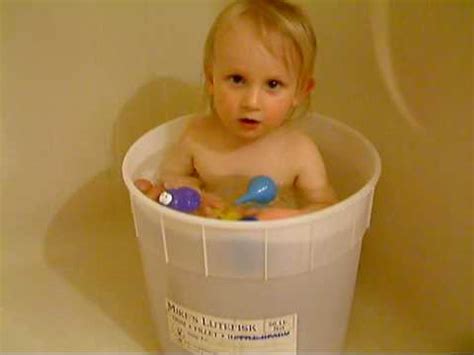 Elijah Sings Baby Beluga In The Bathtub Youtube