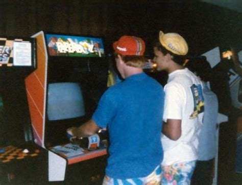 Arcades In The 80s 40 Pics