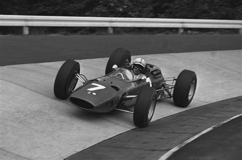 John surtees became the first driver to win the top titles on both four and two wheels, a record that remains unbroken to this day. 1964 F1 World Champion John Surtees dies aged 83 | Autocar