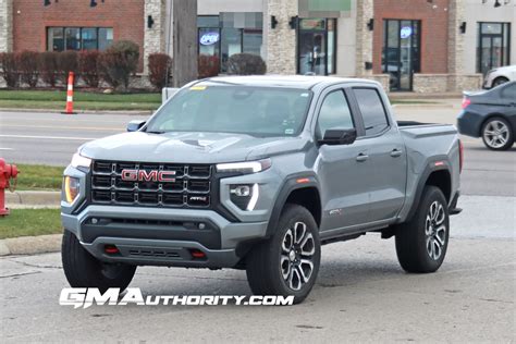 2023 Gmc Canyon At4 On Optional 20 Inch Wheels Live Photos