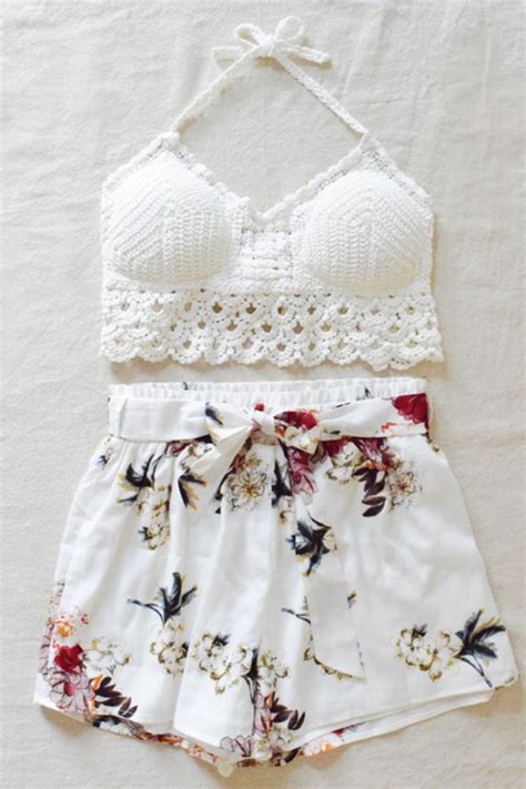 Sexy Knitting Halter Crop Top Match Flower And Stripe Shorts Set Halter Crop Top Matching Top