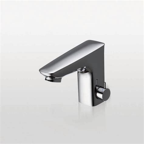 Solid brass construction and chrome. TOTO Integrated EcoPower Sensor Faucet, Thermal Mixing - 0 ...