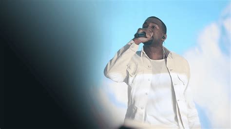 Kanye West Kanye West Performs Jesus Walks At World Music Awards Video