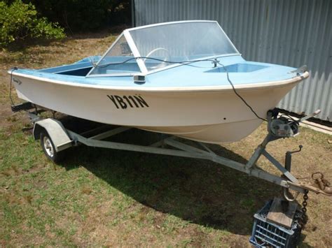Savage Avalon Metre Ft Fibreglass Runabout Boat With
